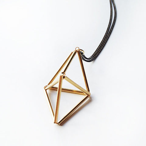 Brass Bicone Necklace 3D